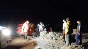 Familia rescatada tras horas de extravío en zona rural de Paso de Indios