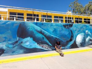 Restauran el mural “Evolución de los Cetáceos” en el CCT CONICET-CENPAT de Puerto Madryn