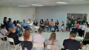 Merino mantuvo encuentro con vecinos de barrio Norte