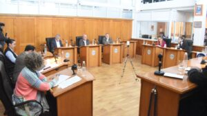 El Concejo rechazó el aumento de tarifas y hubo fuertes cruces por la gestión anterior