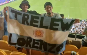 De Cushamen a Estados Unidos: la historia de Enzo, el profe que dejó todo por un sueño mundialista