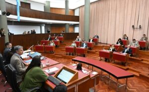 Torres logró respaldo legislativo para extender medidas de alivio fiscal