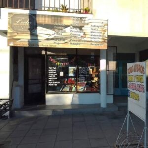 Leda: la librería de Trelew que busca volver a abrir sus puertas